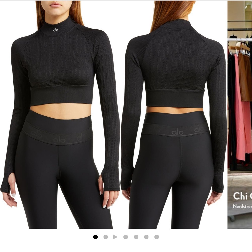 Alo Women’s Seamless Cable Fleece Crop Top